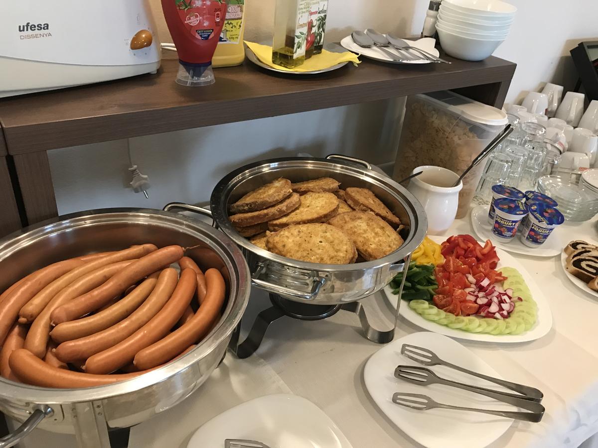 Bed & Breakfast Hotel Perla Nové Mesto nad Váhom Bagian luar foto