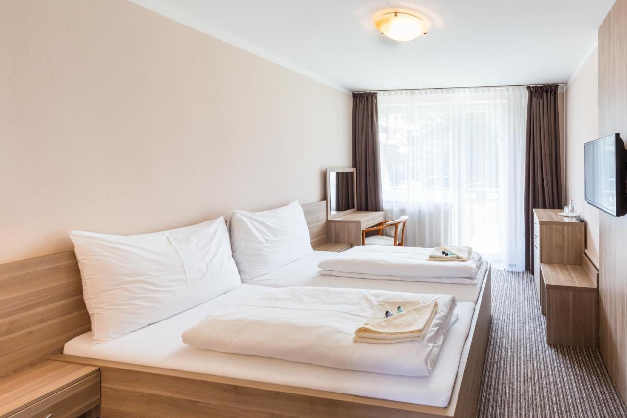 Bed & Breakfast Hotel Perla Nové Mesto nad Váhom Bagian luar foto