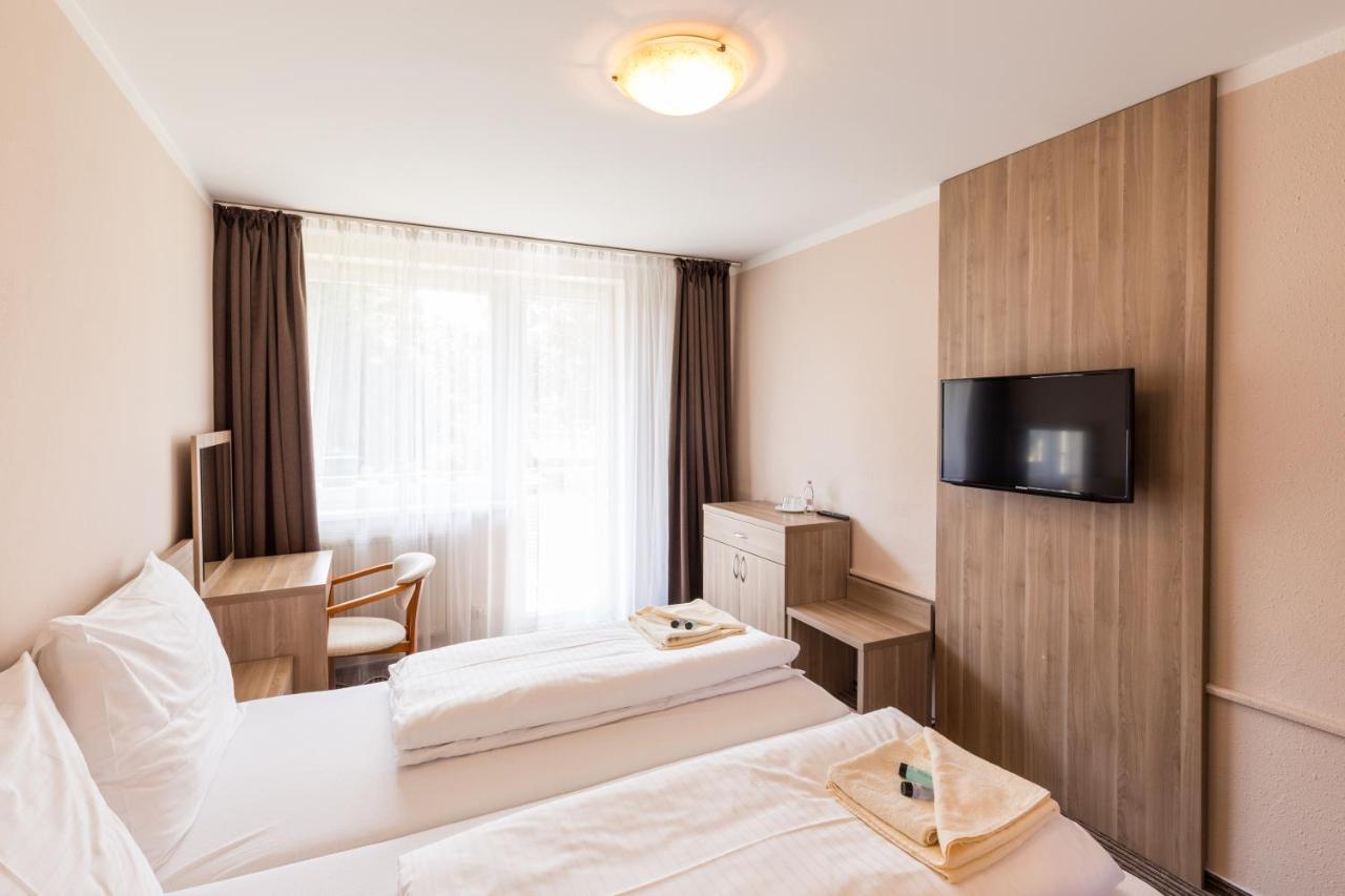 Bed & Breakfast Hotel Perla Nové Mesto nad Váhom Bagian luar foto