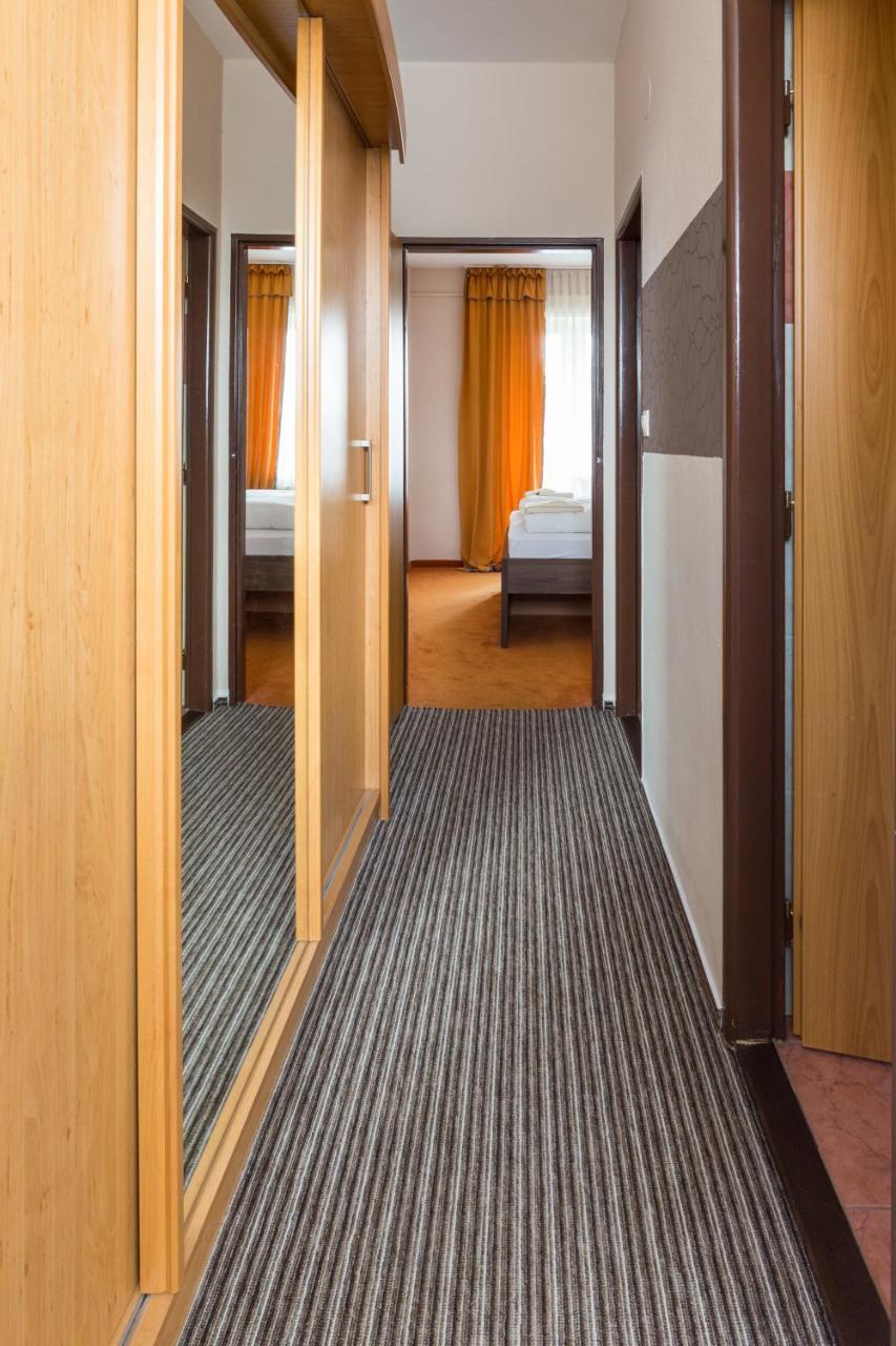 Bed & Breakfast Hotel Perla Nové Mesto nad Váhom Bagian luar foto